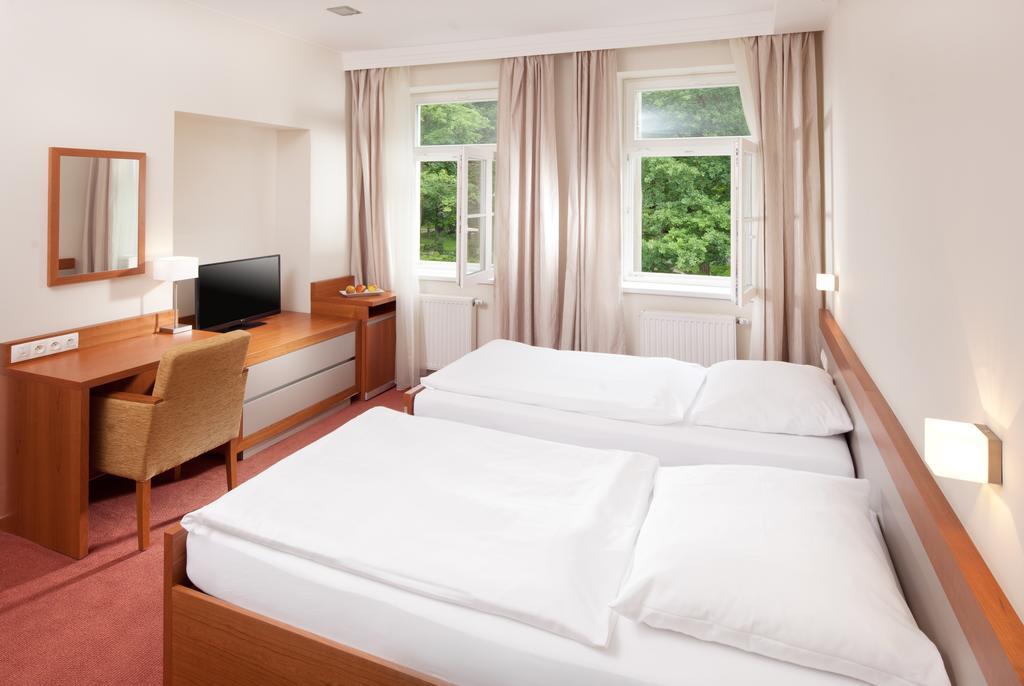 Hotel Reza Františkovy Lázně 외부 사진