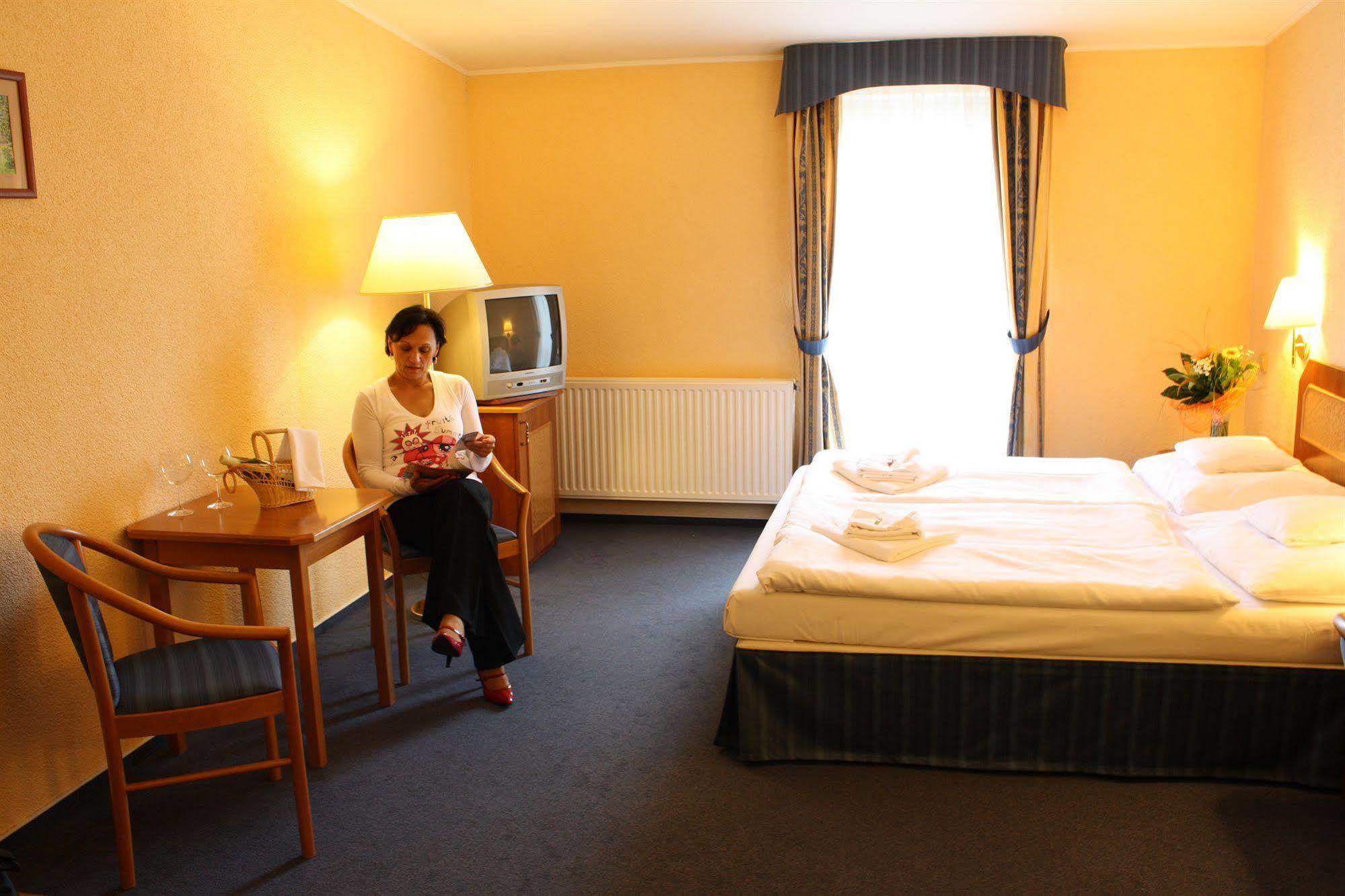 Hotel Reza Františkovy Lázně 외부 사진