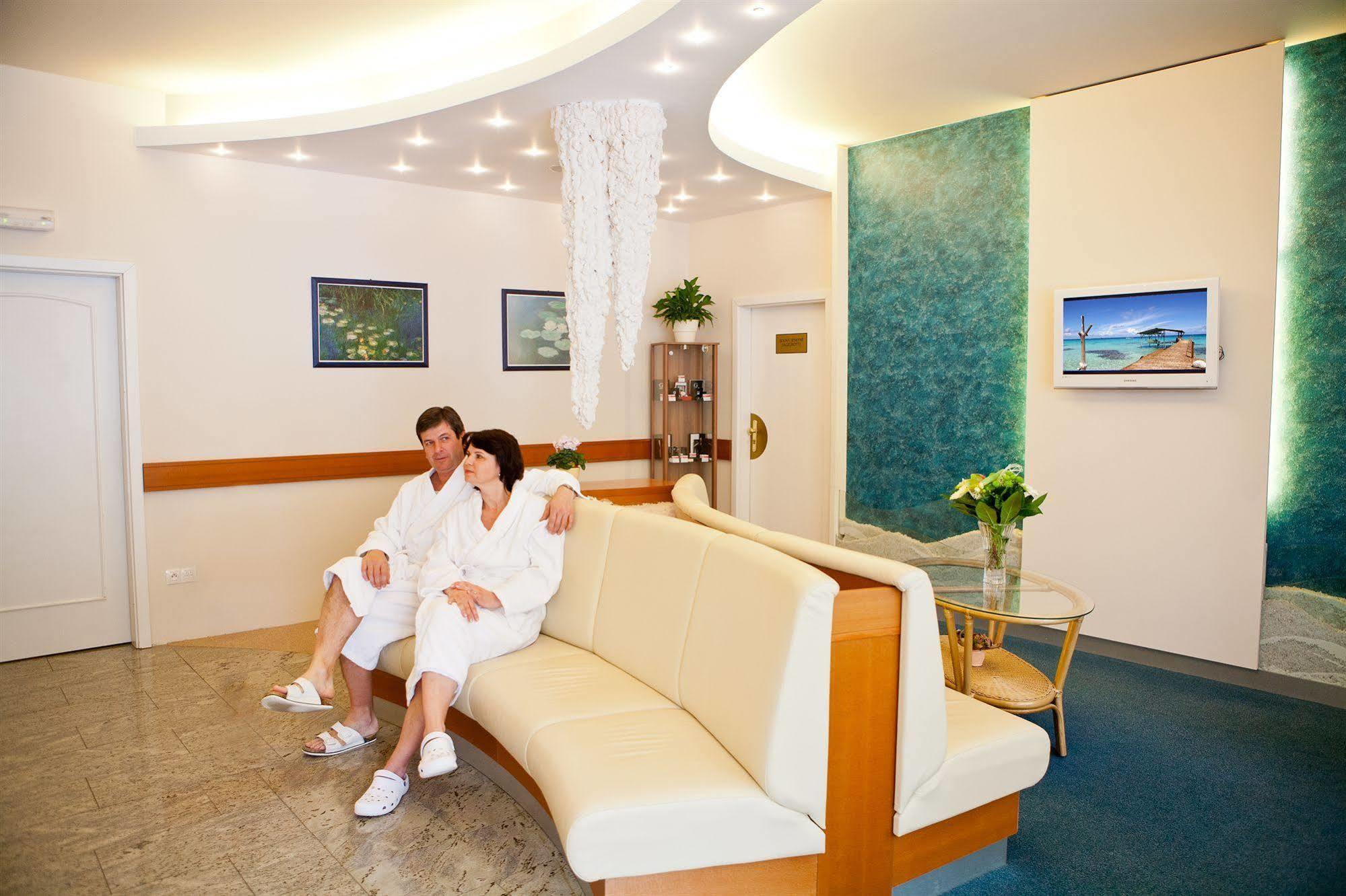 Hotel Reza Františkovy Lázně 외부 사진